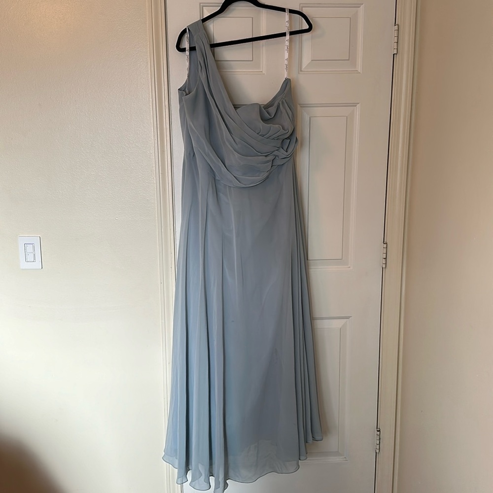 David’s Bridal Bridesmaid Dress- plus size